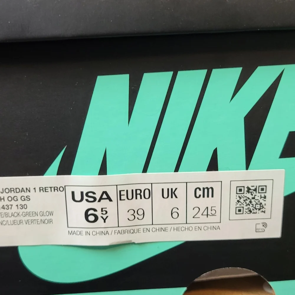 Nike Jordan Retro 1 Green/Black/White Size 6.5